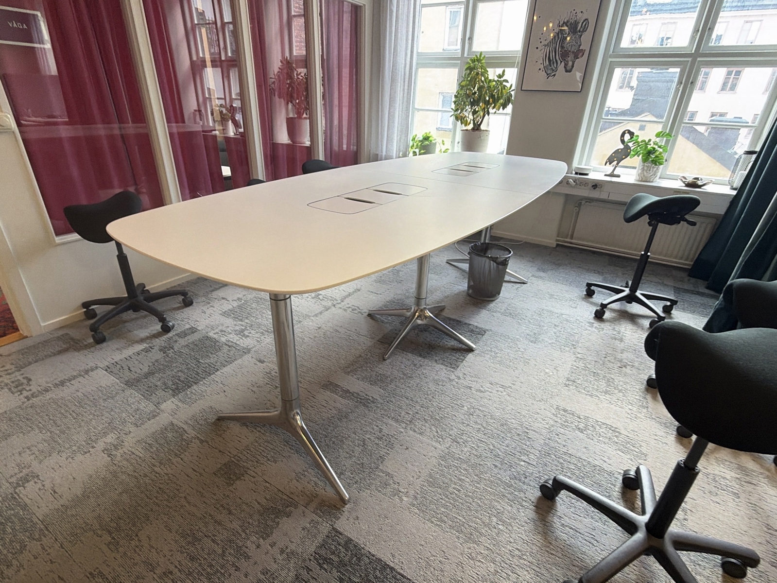 EFG conference table