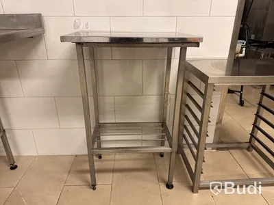2 st rostfria bänkar