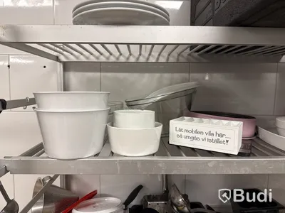 Parti kantiner och redskap