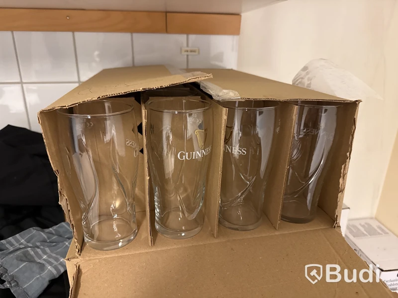 Parti med blandade glas