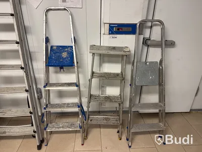 4 st aluminiumstegar & golvdispenser
