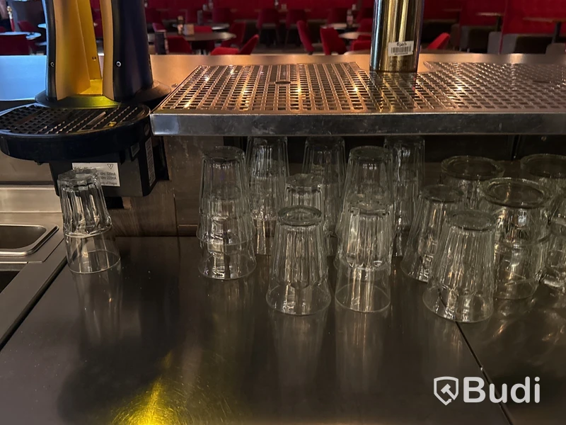 Samtliga glas i baren