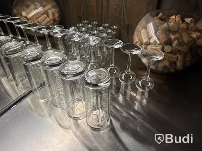Samtliga glas i baren