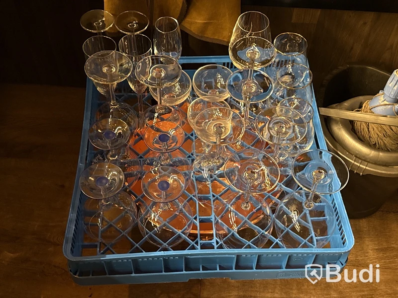 Samtliga glas i baren