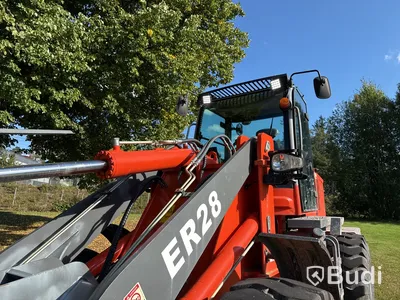 Hjullastare Everun ER28 med skopa och gafflar, -2021, endast 47-timmar