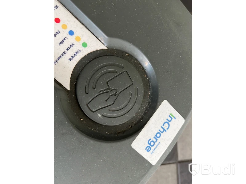 InCharge, nedmonterad laddstation för elbil.