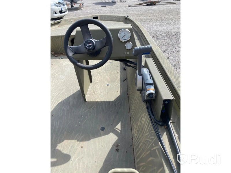 Tracker Grizzly 1754 Motorboat with Evinrude 50