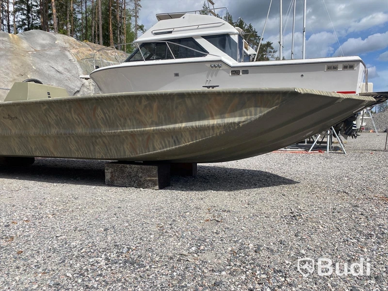 Tracker Grizzly 1754 Motorboat with Evinrude 50