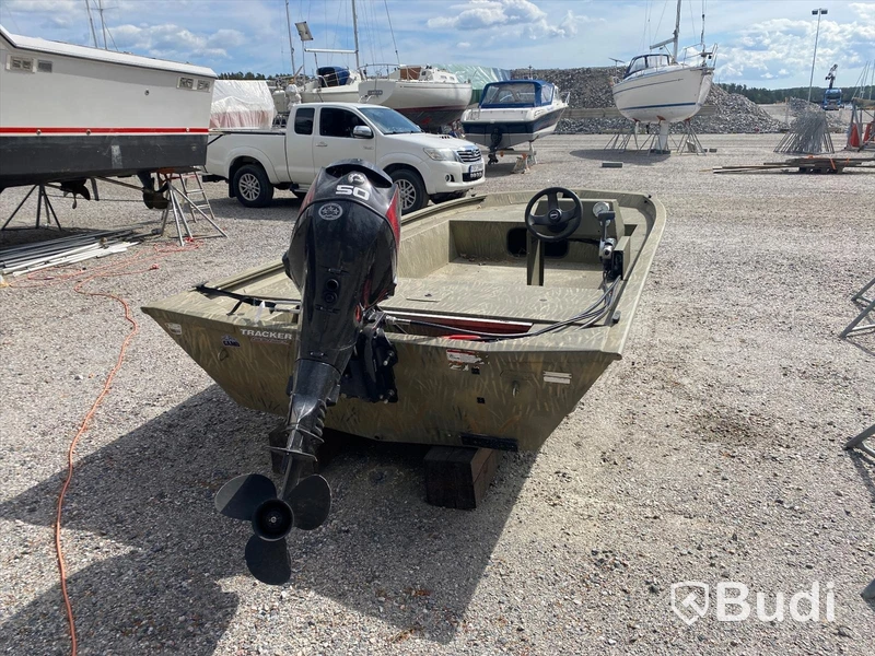 Tracker Grizzly 1754 Motorboat with Evinrude 50