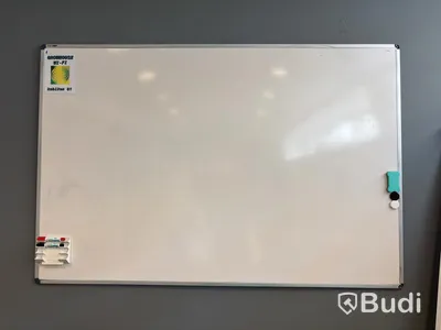 2 Whiteboards