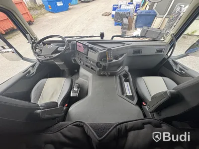 Volvo FM 470 6x2-4 I-Shift TR Hooklift - 2024 | Zetterbergs LIVAB