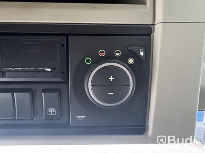 Volvo FM 470 6x2-4 I-Shift TR Hooklift - 2024 | Zetterbergs LIVAB