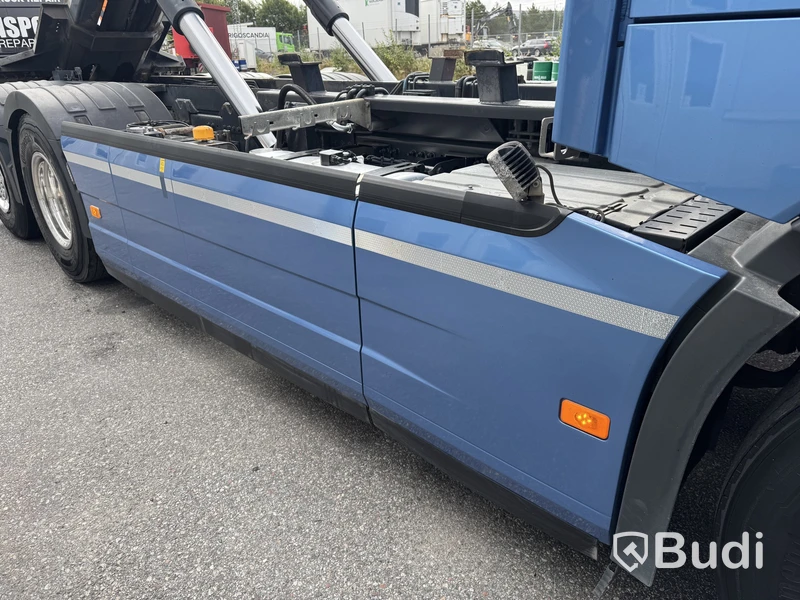 Volvo FM 470 6x2-4 I-Shift TR Hooklift - 2024 | Zetterbergs LIVAB