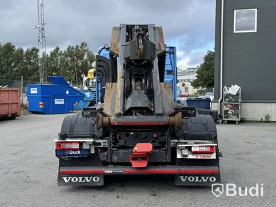 Volvo FM 470 6x2-4 I-Shift TR Hooklift - 2024 | Zetterbergs LIVAB