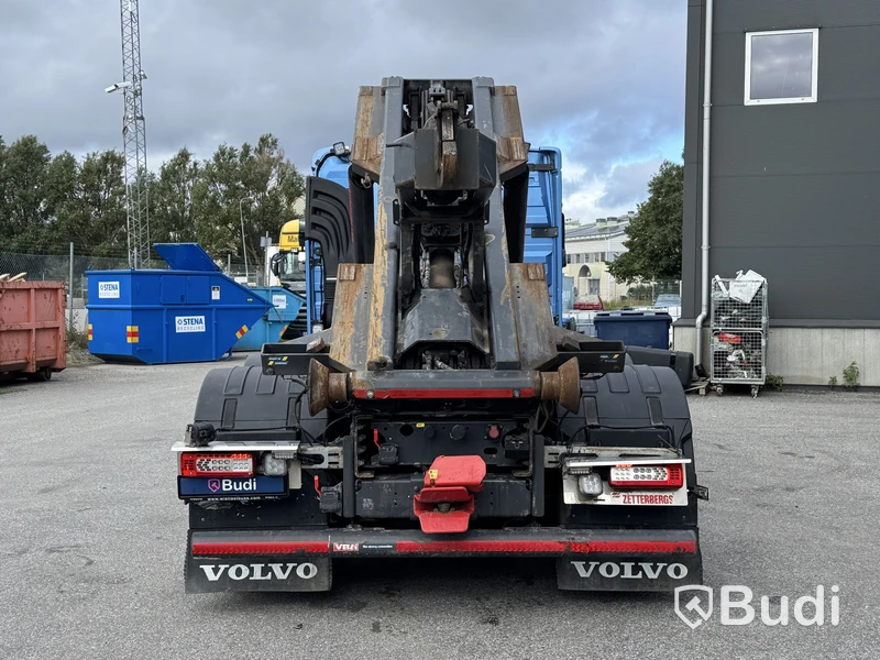 Volvo FM 470 6x2-4 I-Shift TR Hooklift - 2024 | Zetterbergs LIVAB