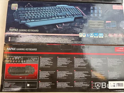 Parti med diverse gaming-tangentbord