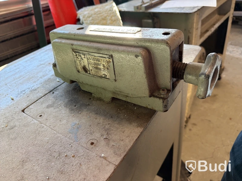 Lockformer Falsmaskin