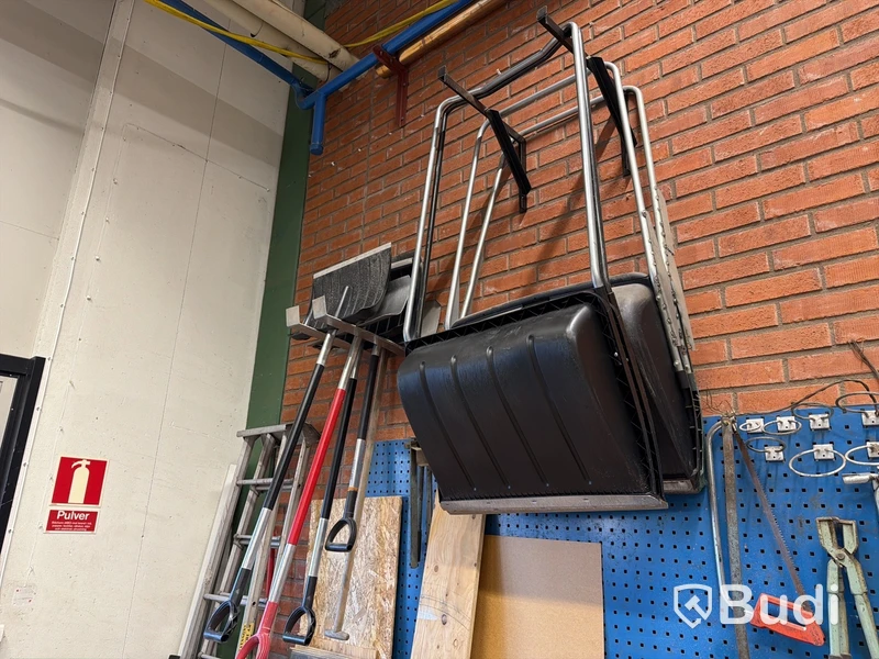 Snöröjningsredskap