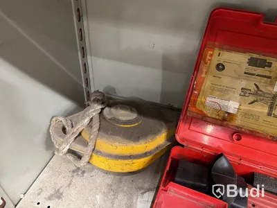 Förbrukningsmaterial, hyllor m.m.