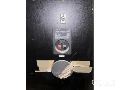 2 Jamo Professional 400 Speakers