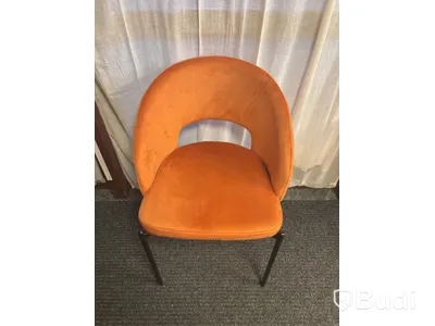 Table incl. 2 chairs