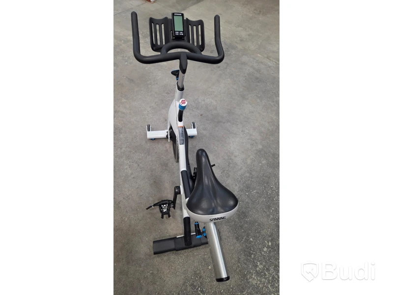 2 st spinningscyklar från Precor