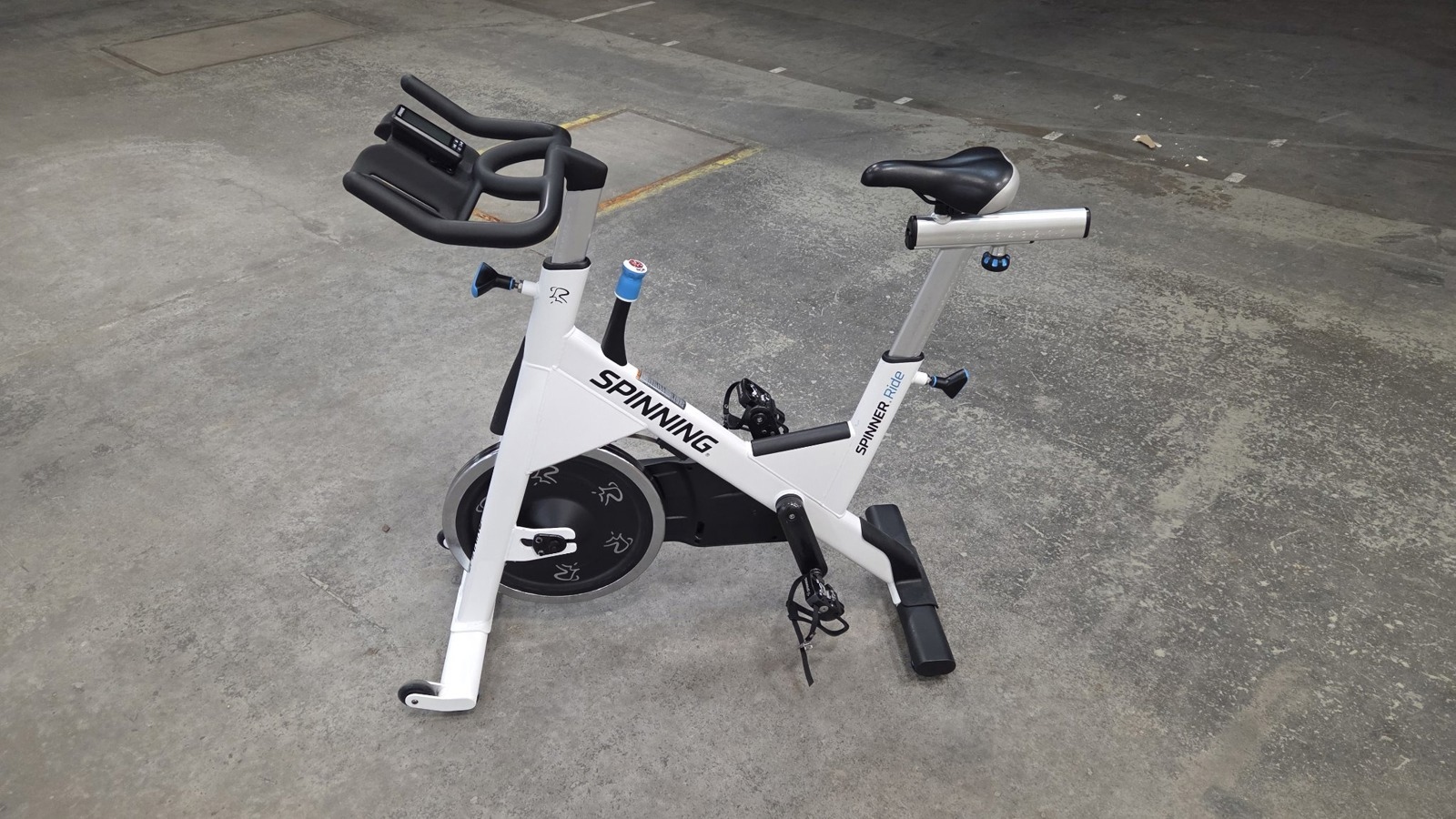 2 st spinningscyklar från Precor