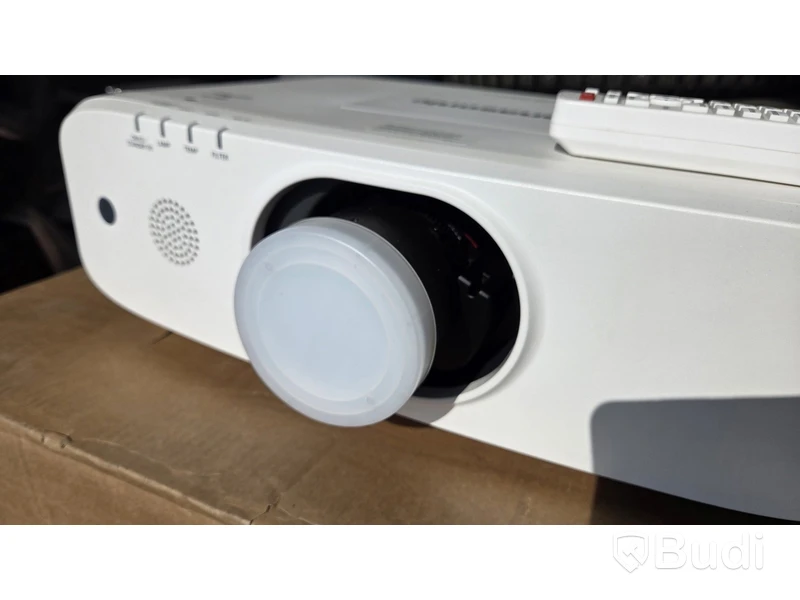 Panasonic projektor med större projektorduk