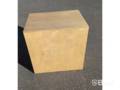 Plyobox i lackad plywood