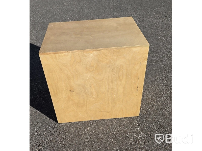 Plyobox i lackad plywood