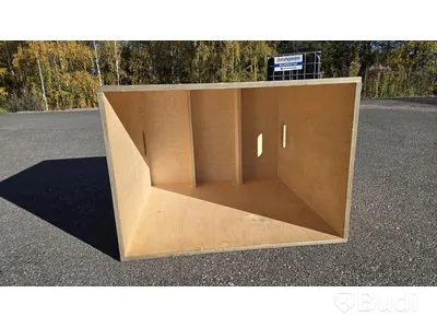 Plyobox i lackad plywood