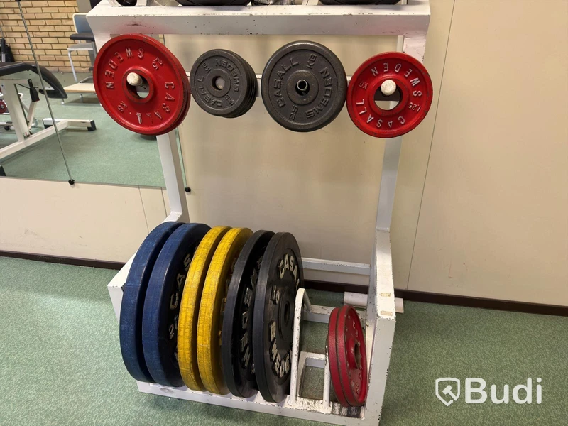 Gym equipment – Rack, bench, barbell, 110 kg of weights, etc.