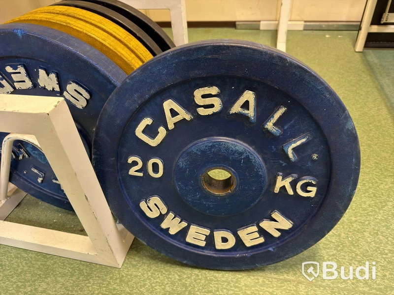 Gym equipment – Rack, bench, barbell, 110 kg of weights, etc.