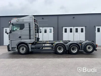 Tridem Hooklift Truck MAN TGX 35.520 8X4-4 BL CH -2023 | JOAB 24-tonne | Plough-equipped