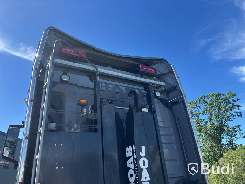 Tridem Hooklift Truck MAN TGX 35.520 8X4-4 BL CH -2023 | JOAB 24-tonne | Plough-equipped
