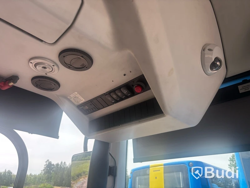 Buss Volvo 8900 B9RLE 6X2 VOLVO 8909 RLE -2012
