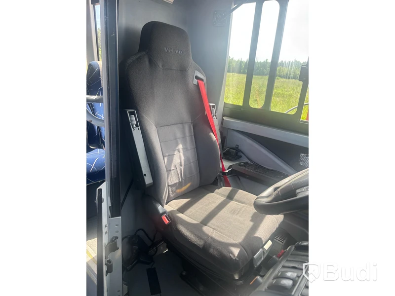 Buss Volvo 8900 B9RLE 6X2 VOLVO 8909 RLE -2012