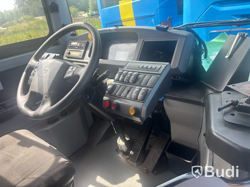 Buss Volvo 8900 B9RLE 6X2 VOLVO 8909 RLE -2012