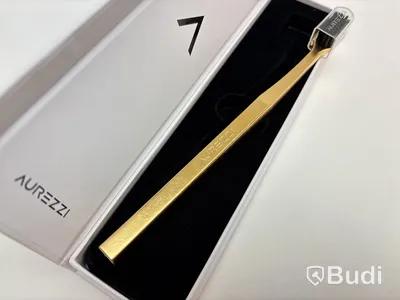 Tandvårdskit med guld Aurezzi