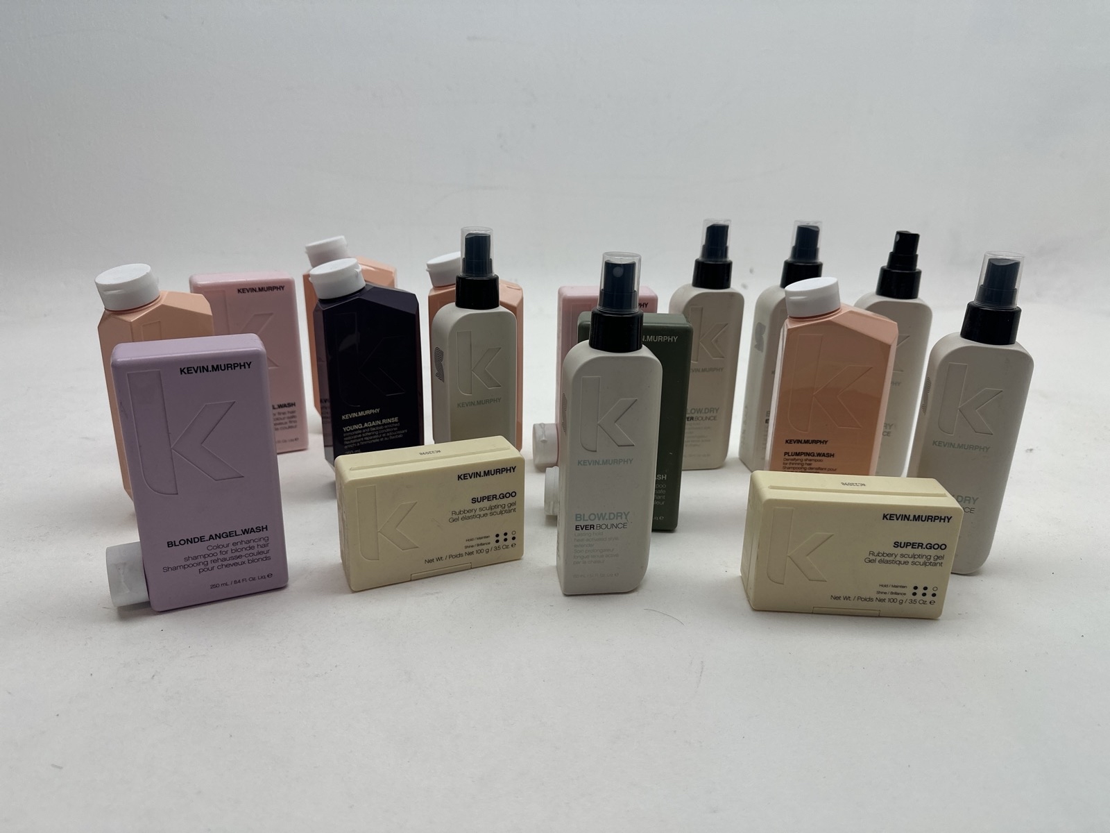 Parti med hårvårdsprodukter Kevin.Murphy