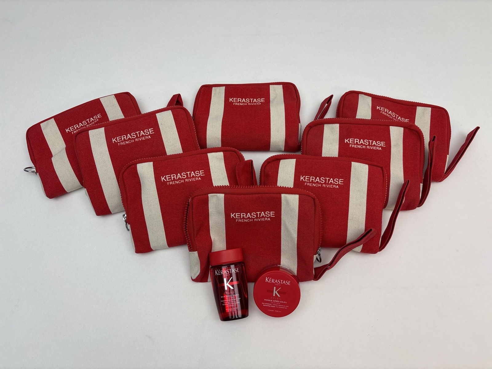 Resenecessär med hårvårdsprodukter Kérastase