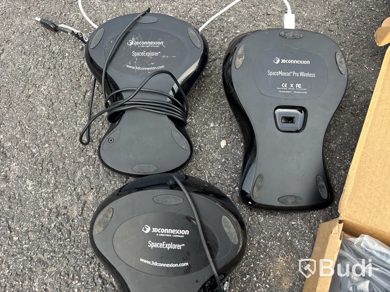 Datortillbehör,  Spacemouse och tangentbord