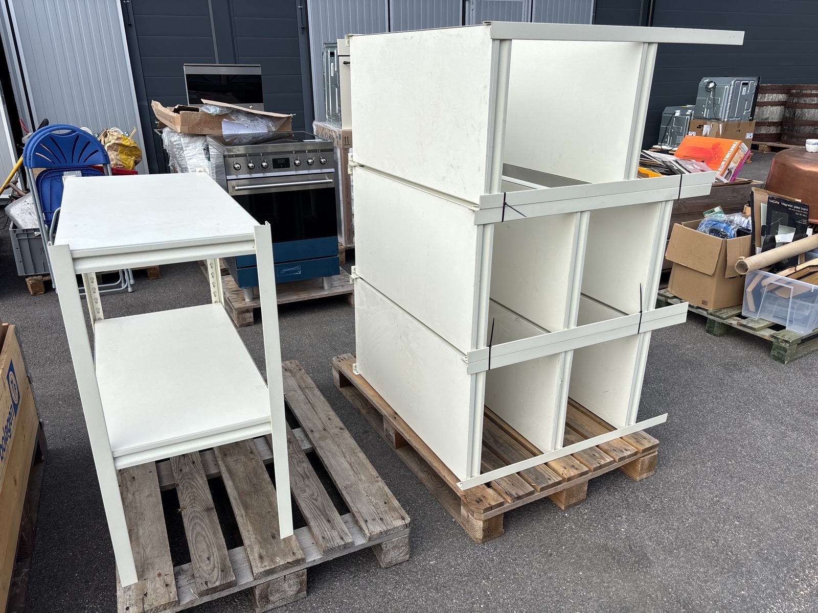 Hyllor stabelbara 4 stycken