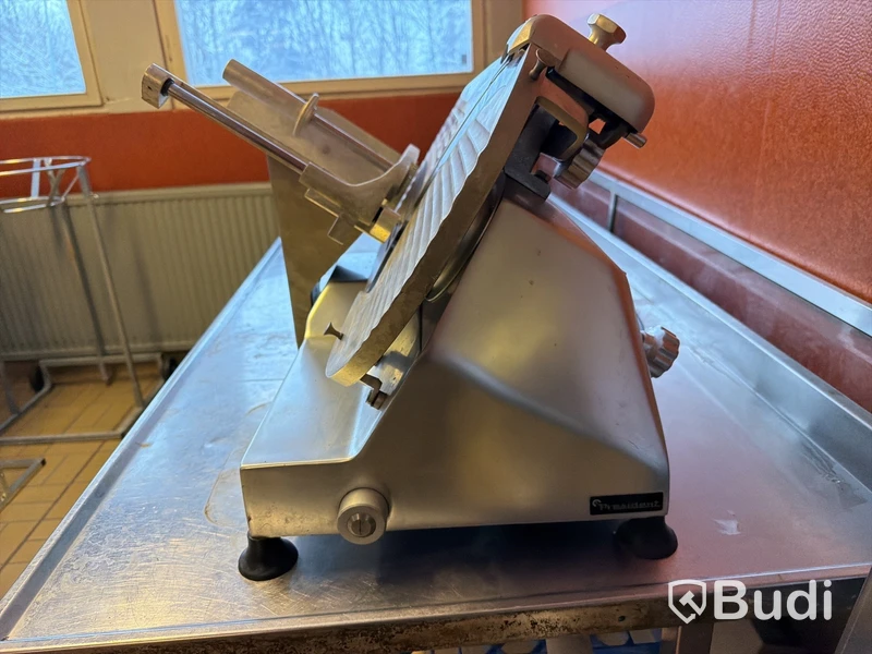 Skärmaskin President Milos TG 300