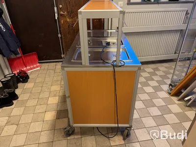 2 st. buffévagnar, olika modeller