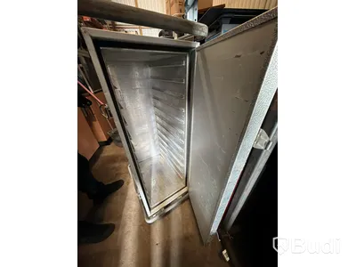 Transportskåp för bleck