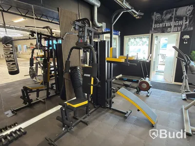 Multi-gym, Dione