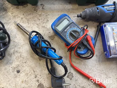 Tool lot with assorted power tools, incl. Bosch