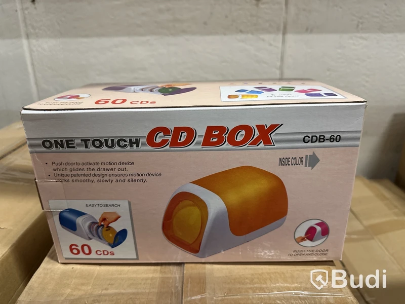 Parti med cd-boxar