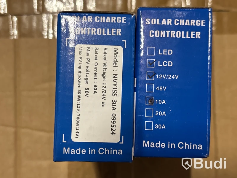 Parti med solarchargecontroller, olika varianter